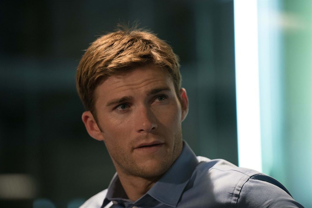 Snowden : Foto Scott Eastwood