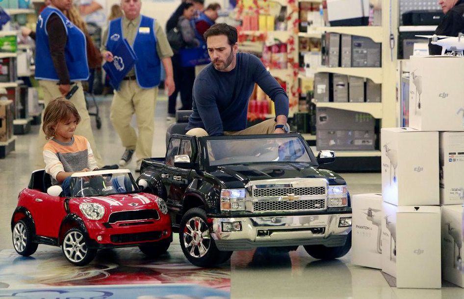 Superstore : Foto Jimmie Johnson, Ben Feldman