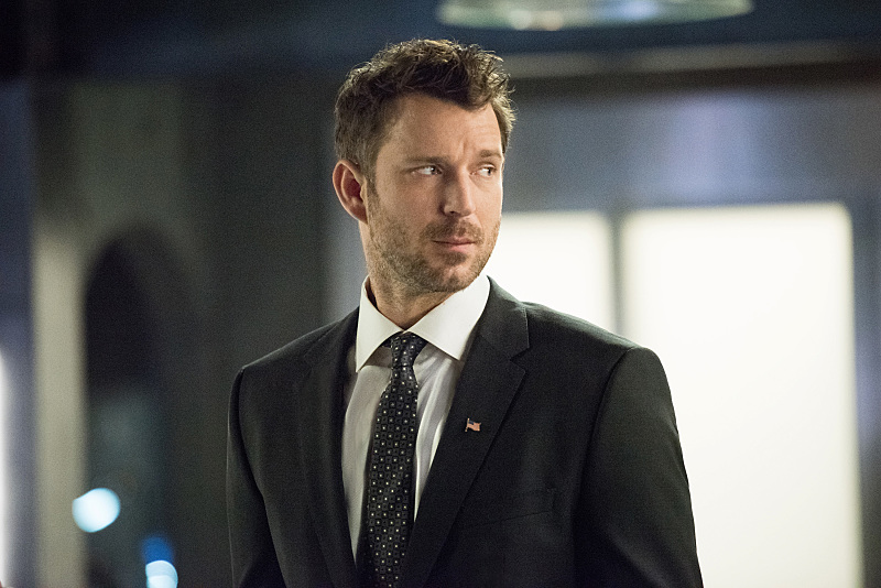 Arrow : Foto Wil Traval