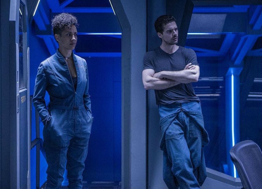 The Expanse : Foto Steven Strait, Dominique Tipper