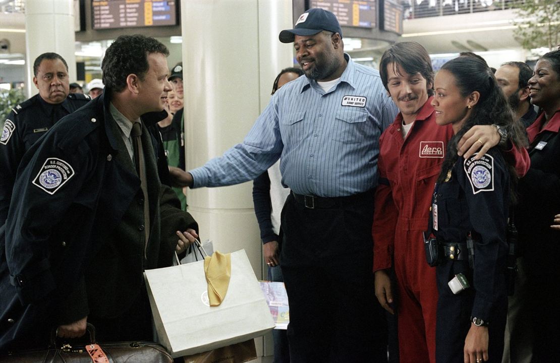 La Terminal : Foto Tom Hanks, Chi McBride, Diego Luna, Zoe Saldana, Barry Shabaka Henley