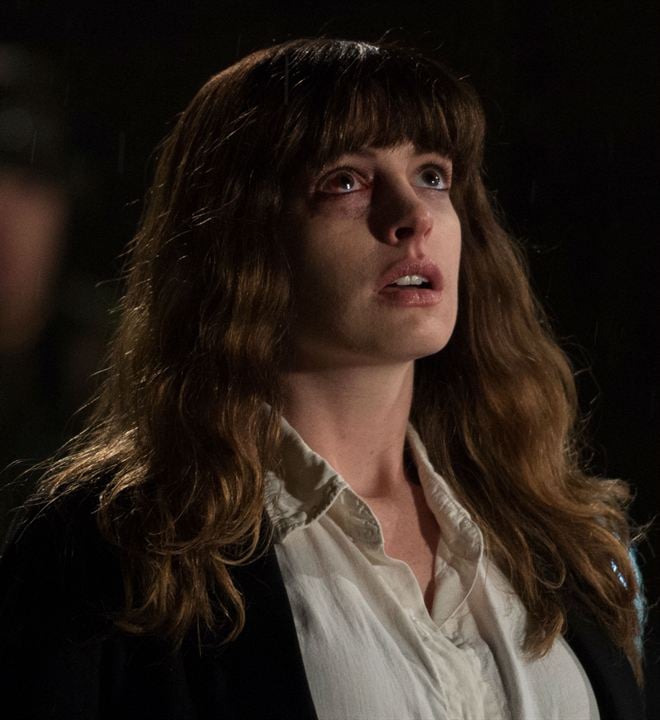 Colossal : Foto Anne Hathaway