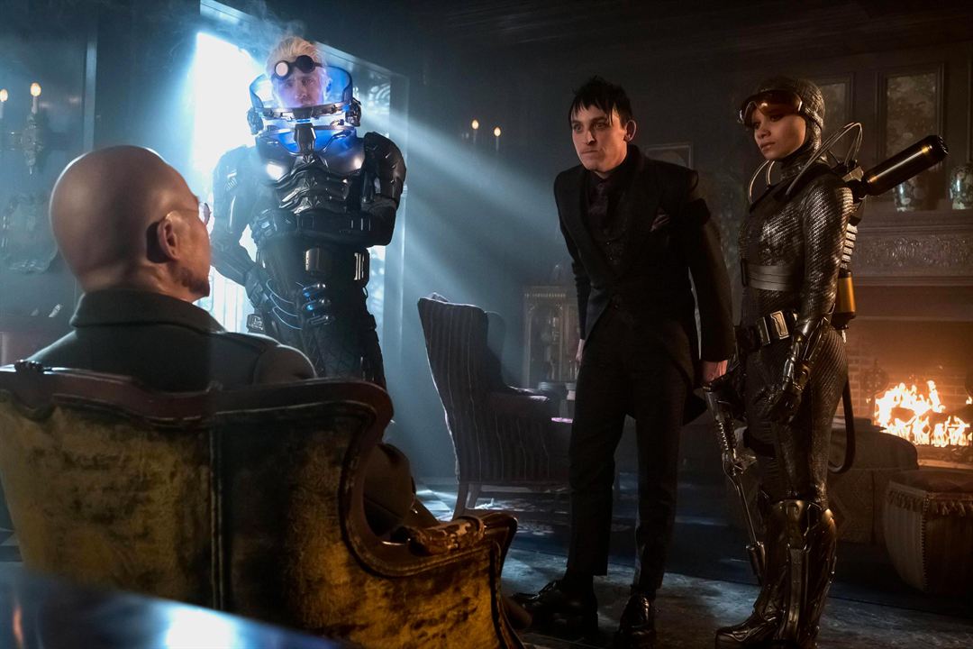 Gotham (2014) : Foto Robin Lord Taylor, B.D. Wong, Camila Perez