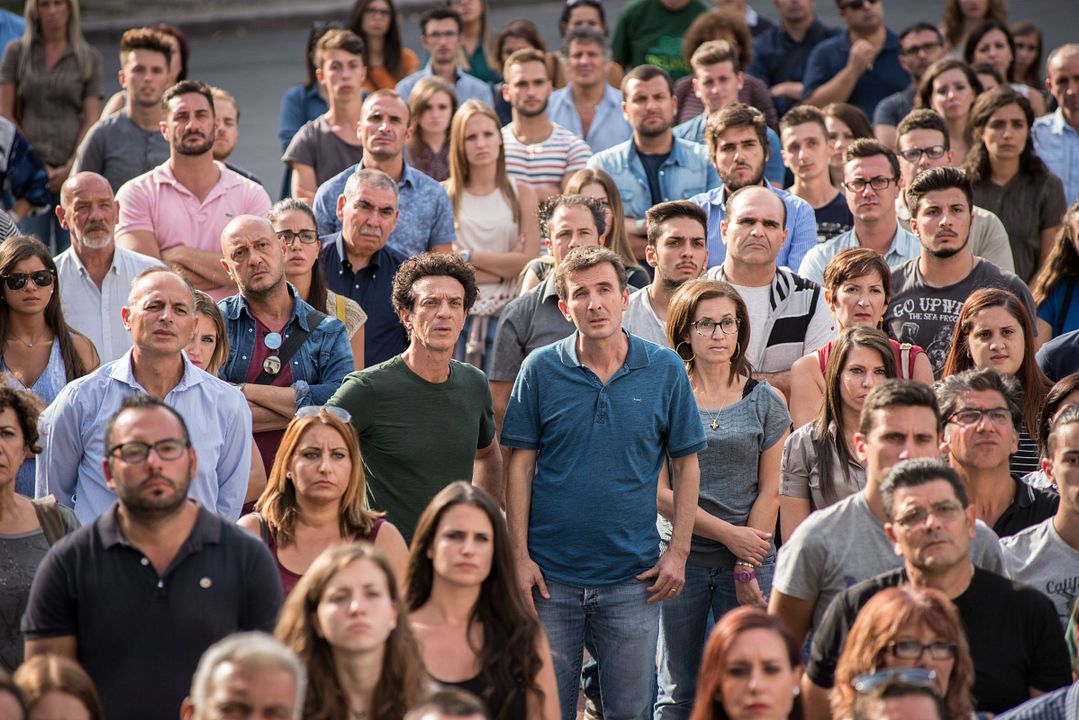 La hora del cambio : Foto Salvatore Ficarra, Valentino Picone