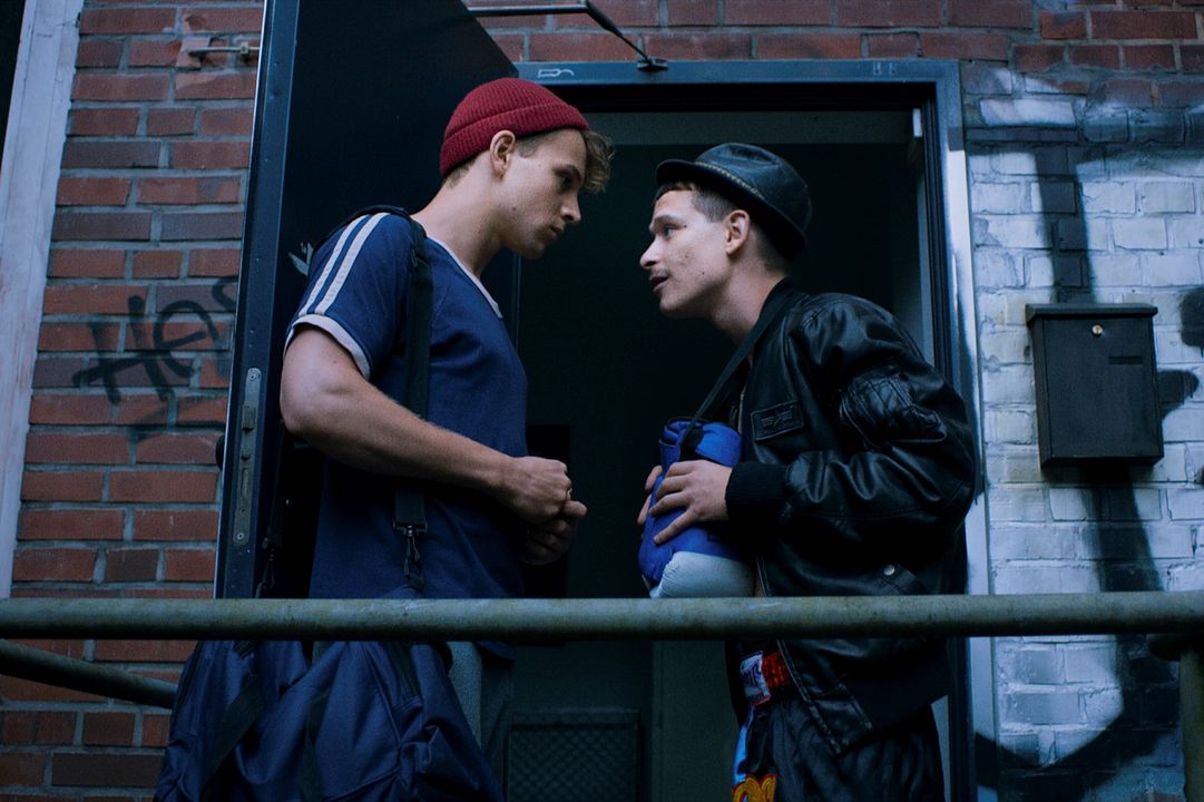 Foto Joel Basman, Leonard Scheicher