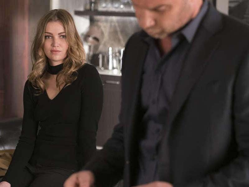 Ray Donovan : Foto Lili Simmons