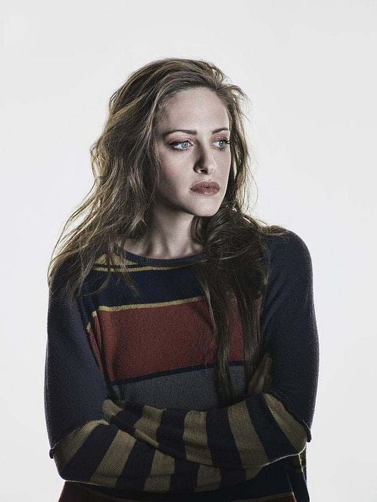 Foto Carly Chaikin