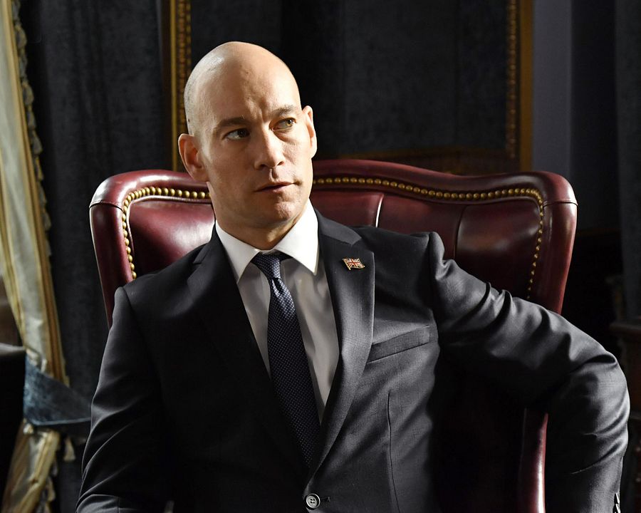 Sucesor designado : Foto Nicolas Van Burek