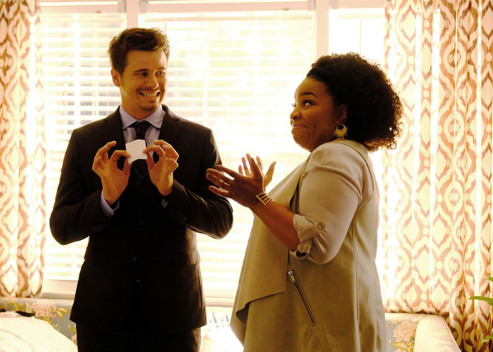 Kevin (Probably) Saves the World : Foto Kimberly Hebert Gregory, Jason Ritter