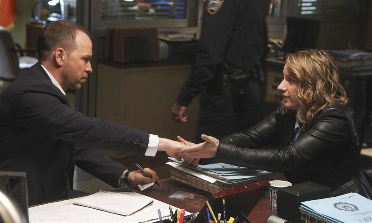 Blue Bloods (Familia de policías) : Foto Jessie Mueller, Donnie Wahlberg