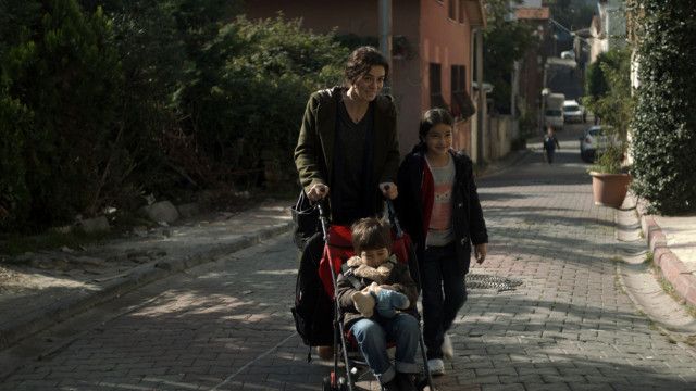 Mujer (Kadin) : Foto