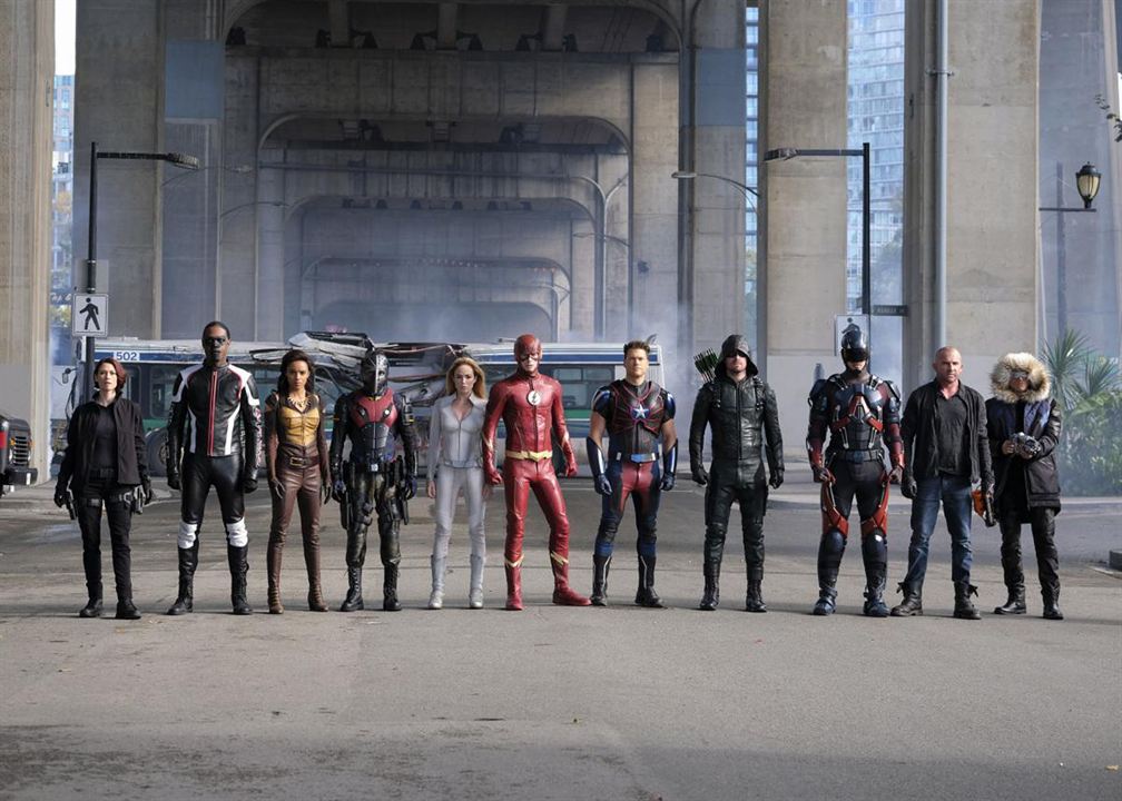 DC's Legends of Tomorrow : Foto Brandon Routh, Nick Zano, Stephen Amell, Caity Lotz, Grant Gustin, Echo Kellum, Rick Gonzalez, Maisie Richardson-Sellers, Chyler Leigh, Dominic Purcell, Wentworth Miller