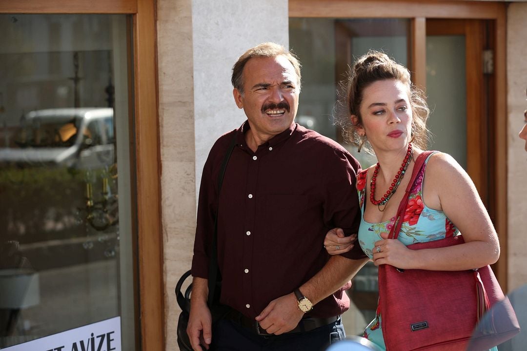 Foto de Demet Evgar Foto Demet Evgar, Engin Günaydın Foto 3 de 18