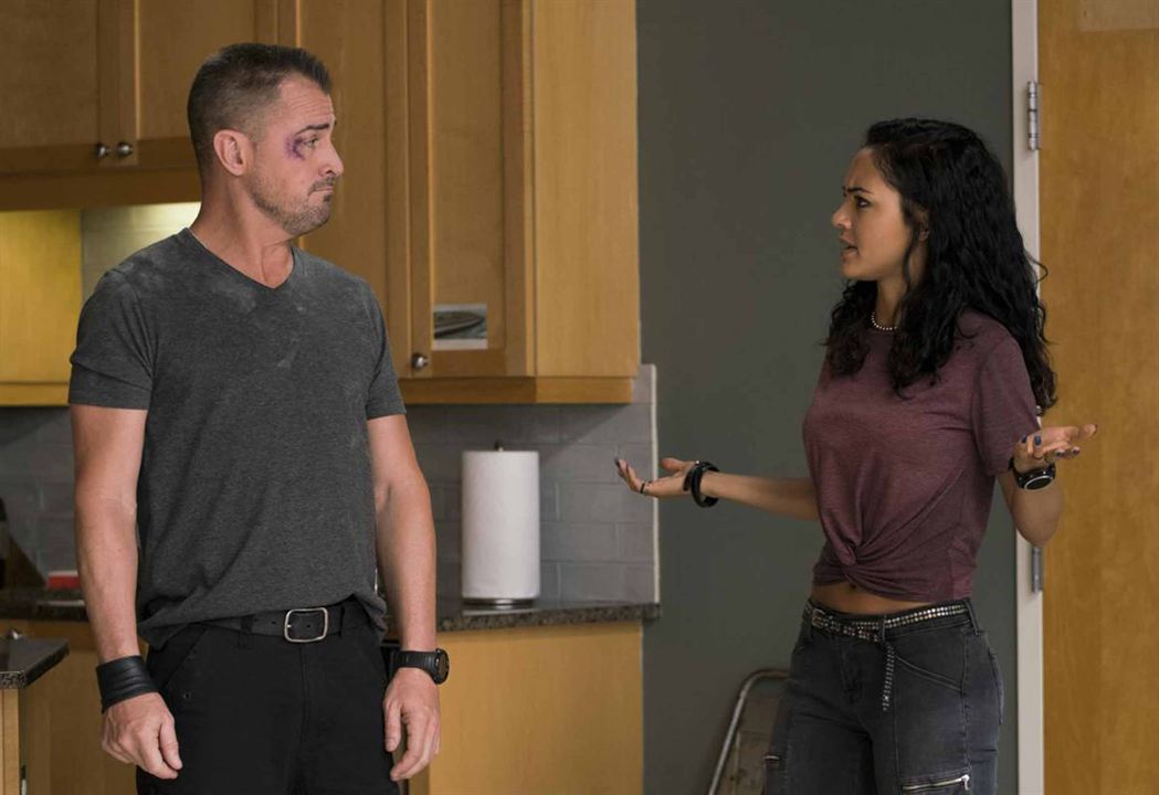 MacGyver (2016) : Foto Tristin Mays, George Eads
