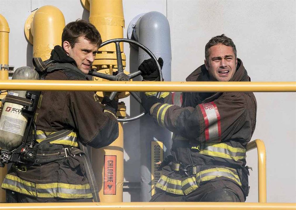Chicago Fire : Foto Taylor Kinney, Jesse Spencer
