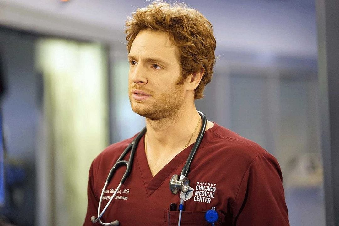 Chicago Med : Foto Nick Gehlfuss