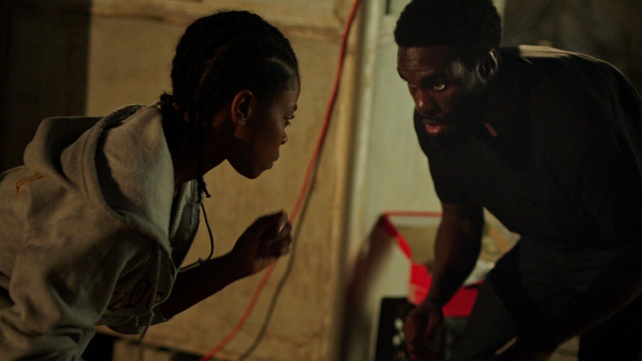 Mi primer combate : Foto Yahya Abdul-Mateen II, Elvire Emanuelle