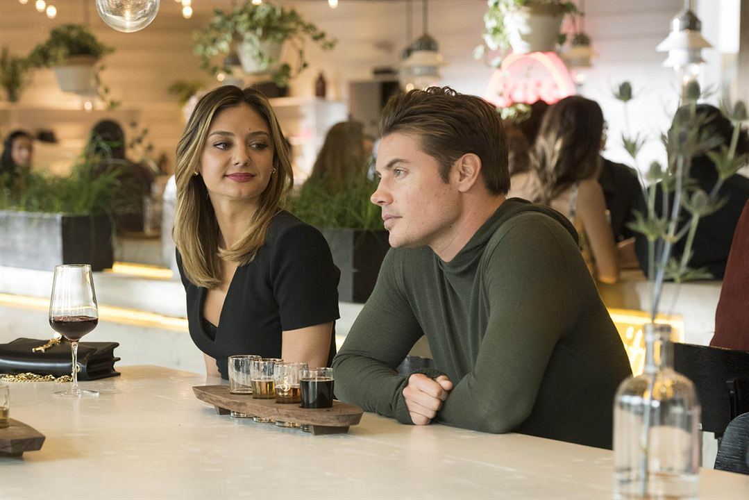 The Arrangement (2017) : Foto Josh Henderson, Christine Evangelista