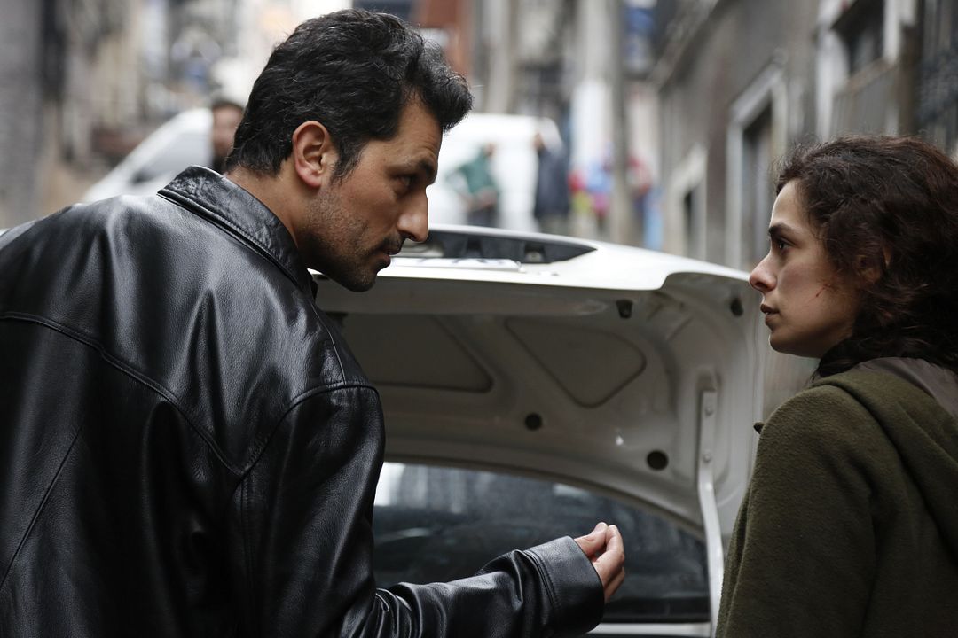 Mujer (Kadin) : Foto