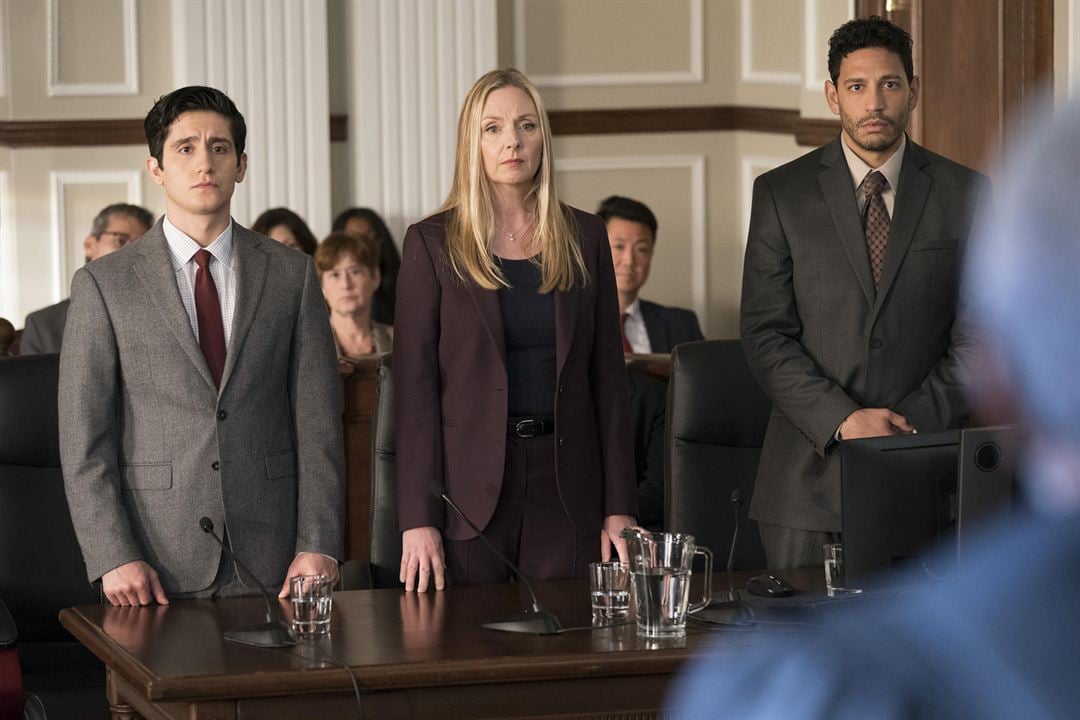 For the People (2018) : Foto Wesam Keesh, Hope Davis