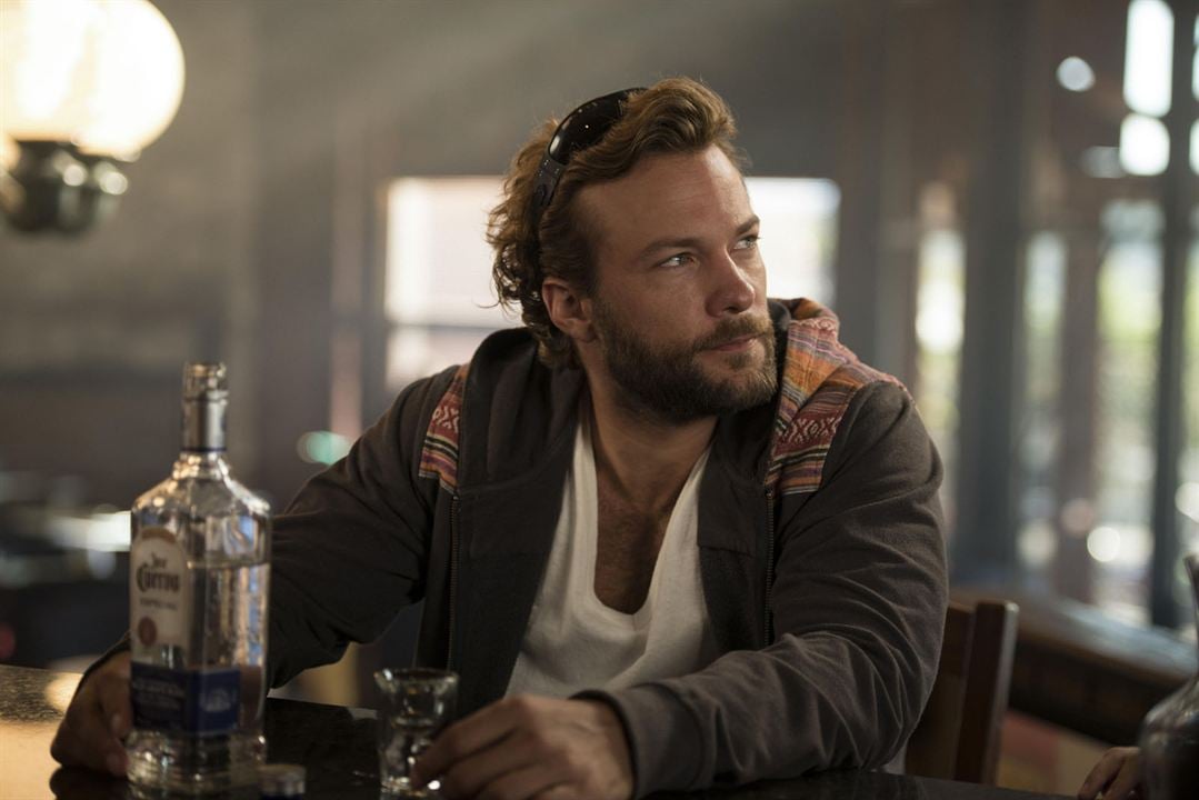 SIX : Foto Kyle Schmid