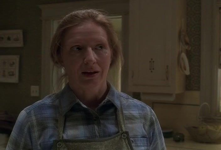 A dos metros bajo tierra : Foto