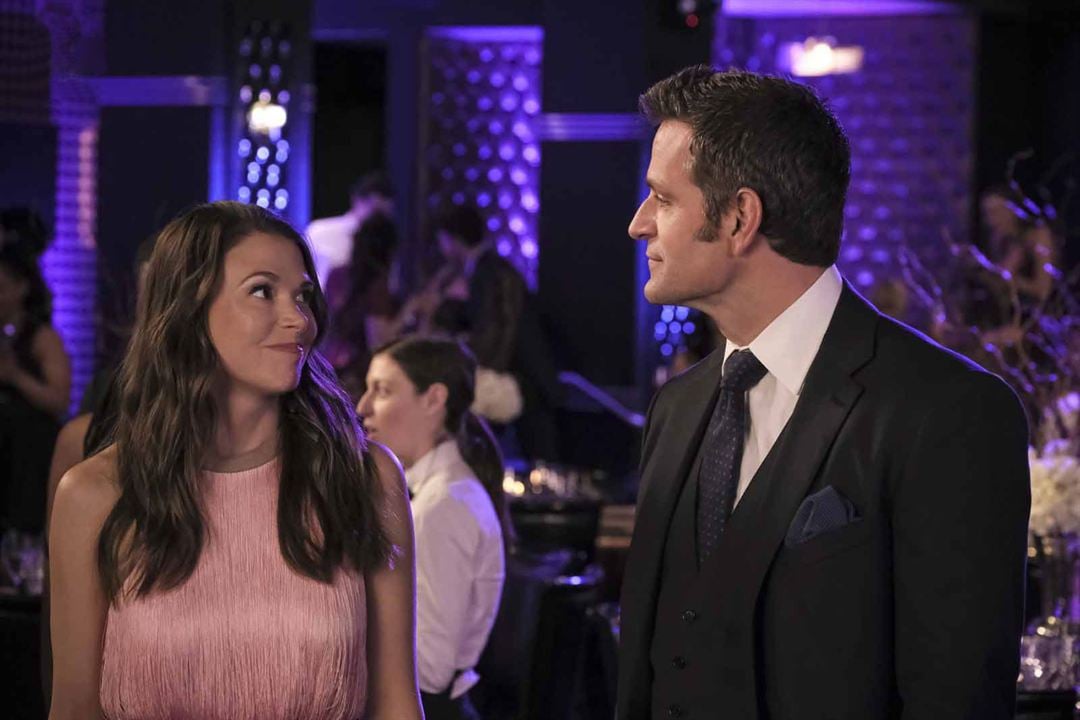 Younger : Foto Peter Hermann, Sutton Foster