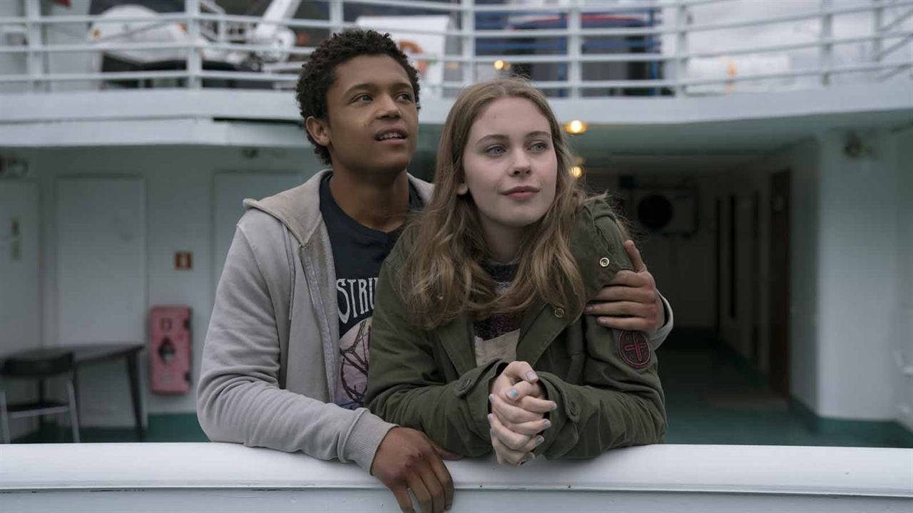 The Innocents : Foto Percelle Ascott, Sorcha Groundsell