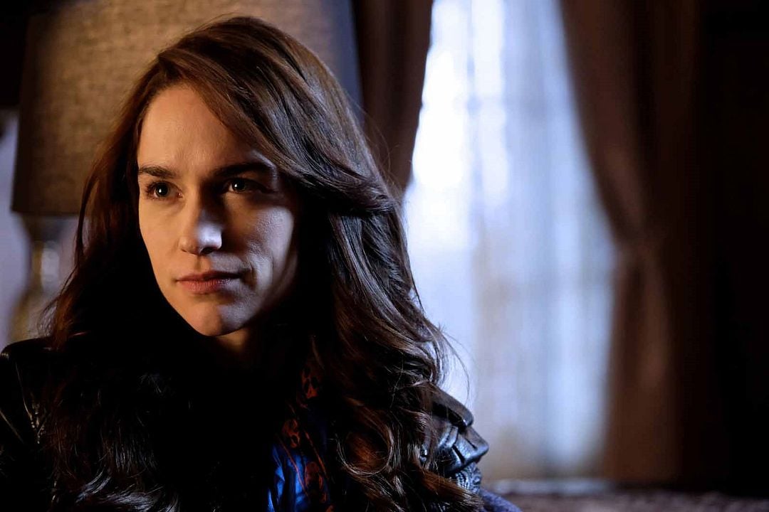 Wynonna Earp : Foto Melanie Scrofano