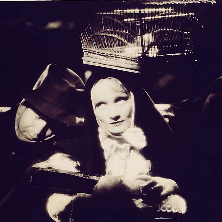 El diablo es una mujer : Foto