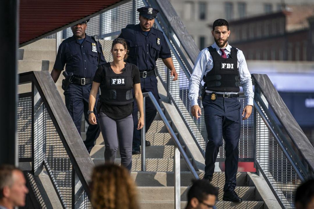 F.B.I. : Foto Missy Peregrym, Zeeko Zaki