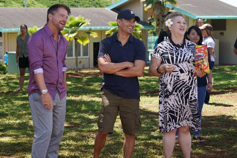 Magnum : Foto Amy Hill, Zachary Knighton, Jay Hernandez