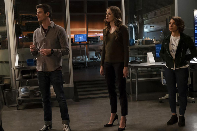 The Flash : Foto Danielle Panabaker, Jessica Parker Kennedy, Grant Gustin