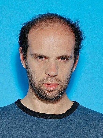 Cartel Esteban Sapir