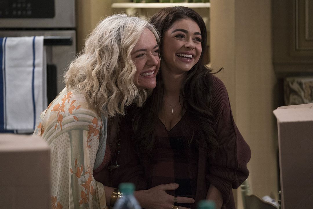 Modern Family : Foto Sarah Hyland, Rachel Bay Jones