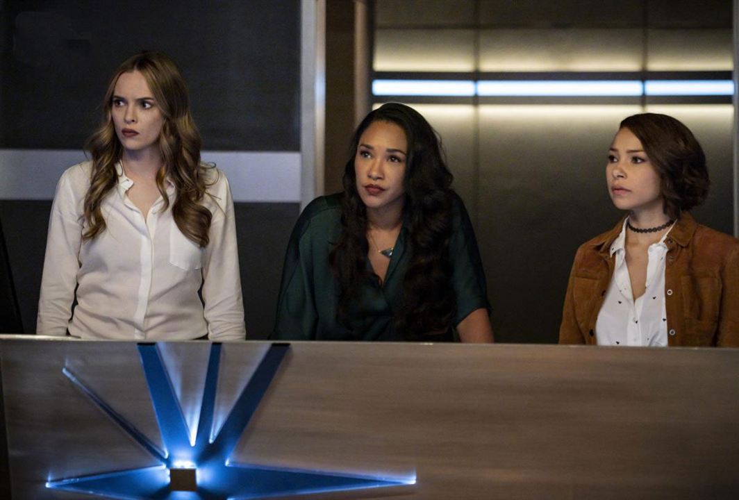 The Flash : Foto Danielle Panabaker, Jessica Parker Kennedy, Candice Patton