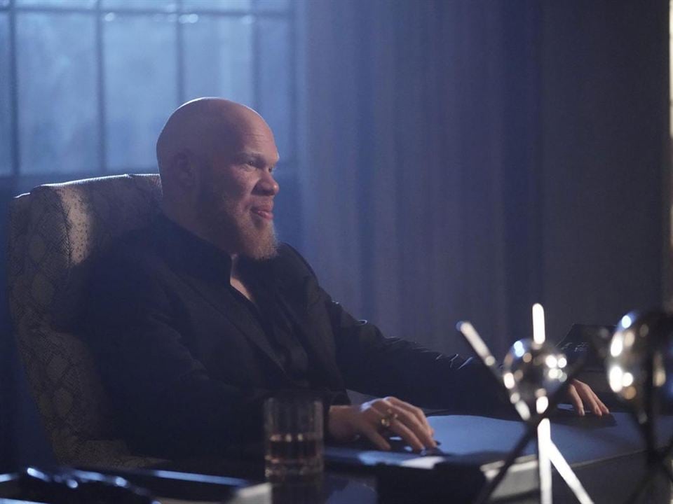 Black Lightning : Foto Marvin "Krondon" Jones III