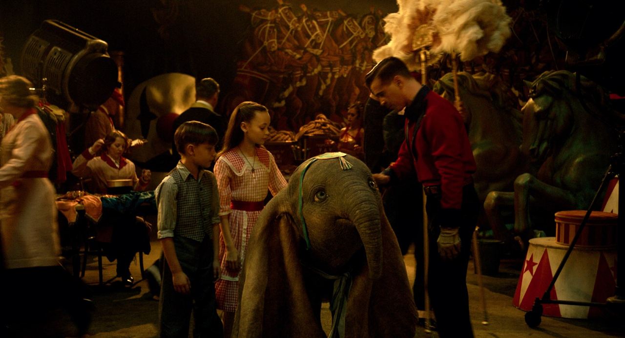 Dumbo : Foto Nico Parker, Colin Farrell