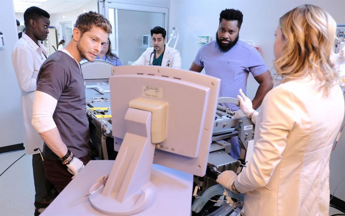 The Resident : Foto Shaunette Renee Wilson, Manish Dayal, Matt Czuchry, Malcolm-Jamal Warner