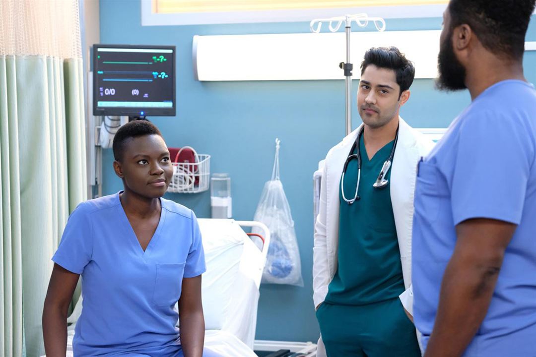 The Resident : Foto Malcolm-Jamal Warner, Shaunette Renee Wilson, Manish Dayal