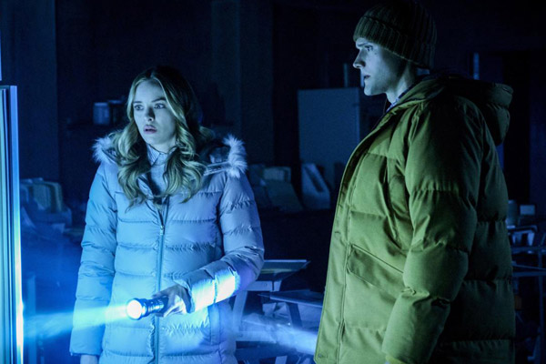 The Flash : Foto Danielle Panabaker, Hartley Sawyer