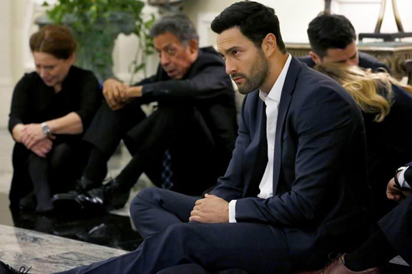 The Enemy Within : Foto Noah Mills