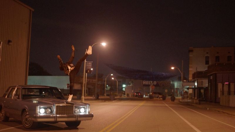 Lil' Buck: Real Swan : Foto