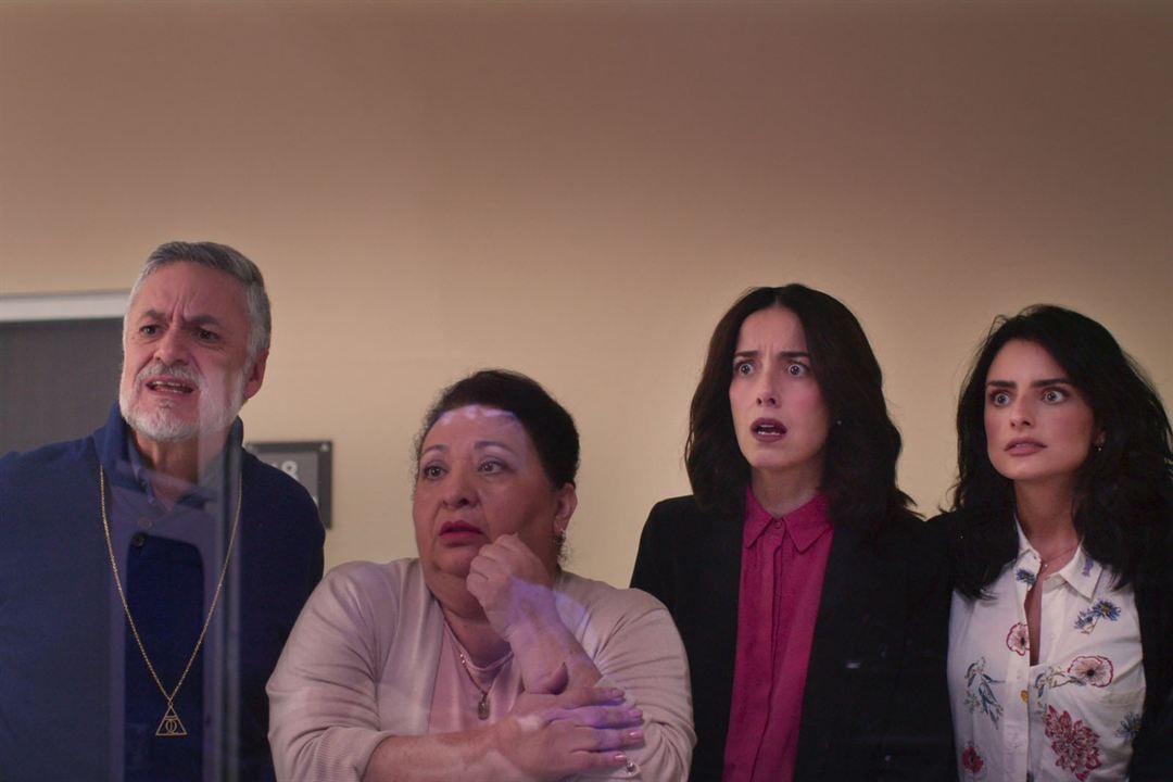 Foto Norma Angelica, Cecilia Suárez, Arturo Rios, Aislinn Derbez