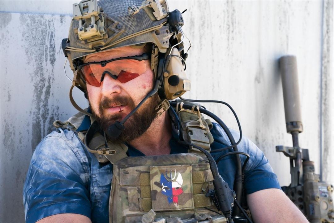 SEAL Team : Foto A.J. Buckley