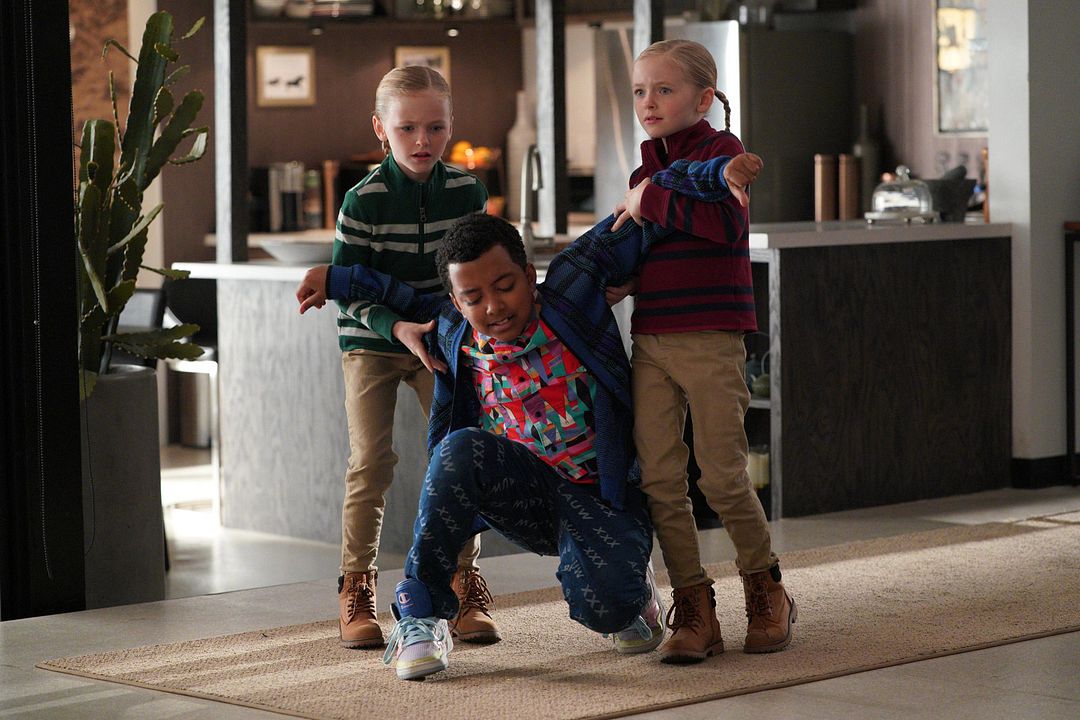 Single Parents : Foto Ella Allan, Mia Allan