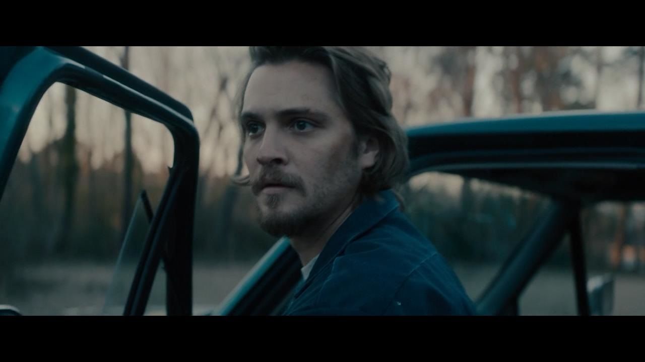 Into The Ashes : Foto