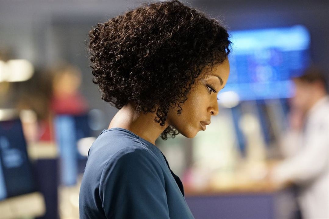 Chicago Med : Foto Yaya DaCosta