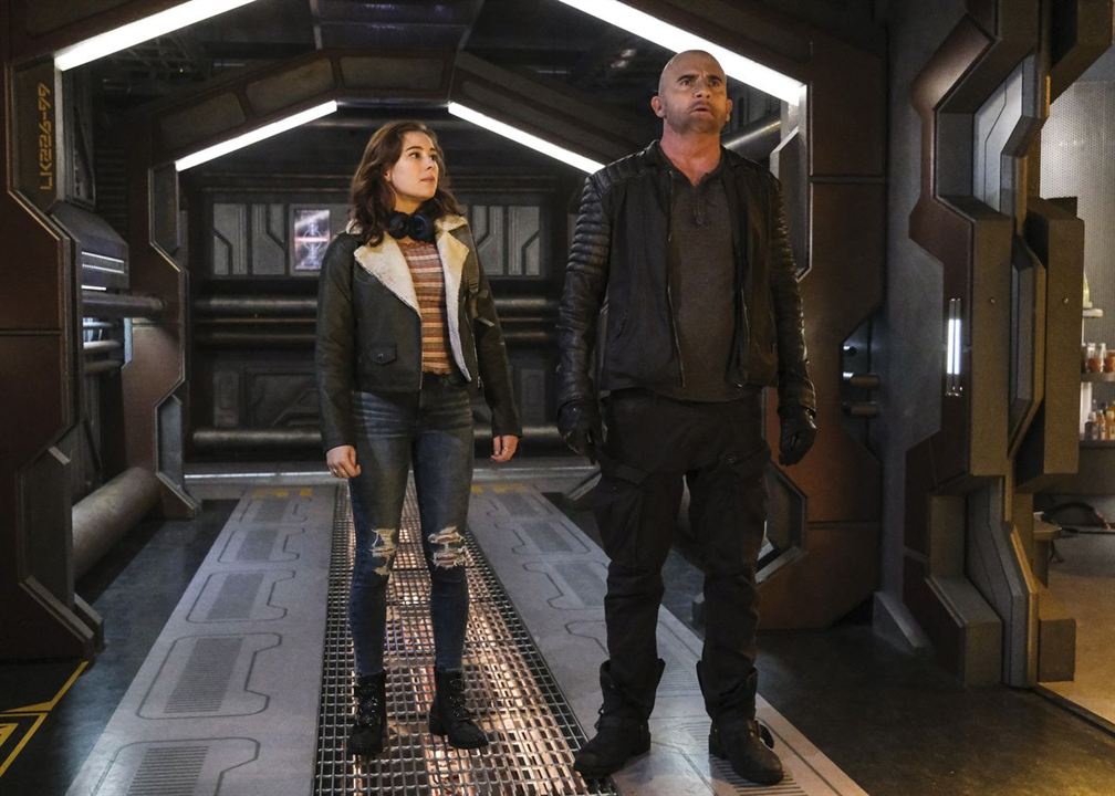 DC's Legends of Tomorrow : Foto Mina Sundwall, Dominic Purcell