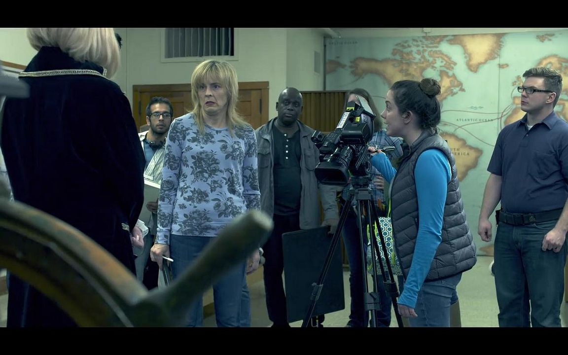 Lady Dynamite : Cartel